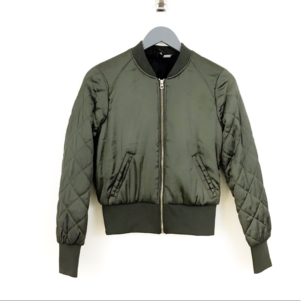 3/$20! DIVIDED Military Green Bomber Puffer Jacket